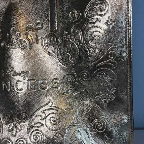 Bath & Body Works Disney Princess Gold Tote Bag Limited Edition 2025 NWOT - Picture 8 of 9